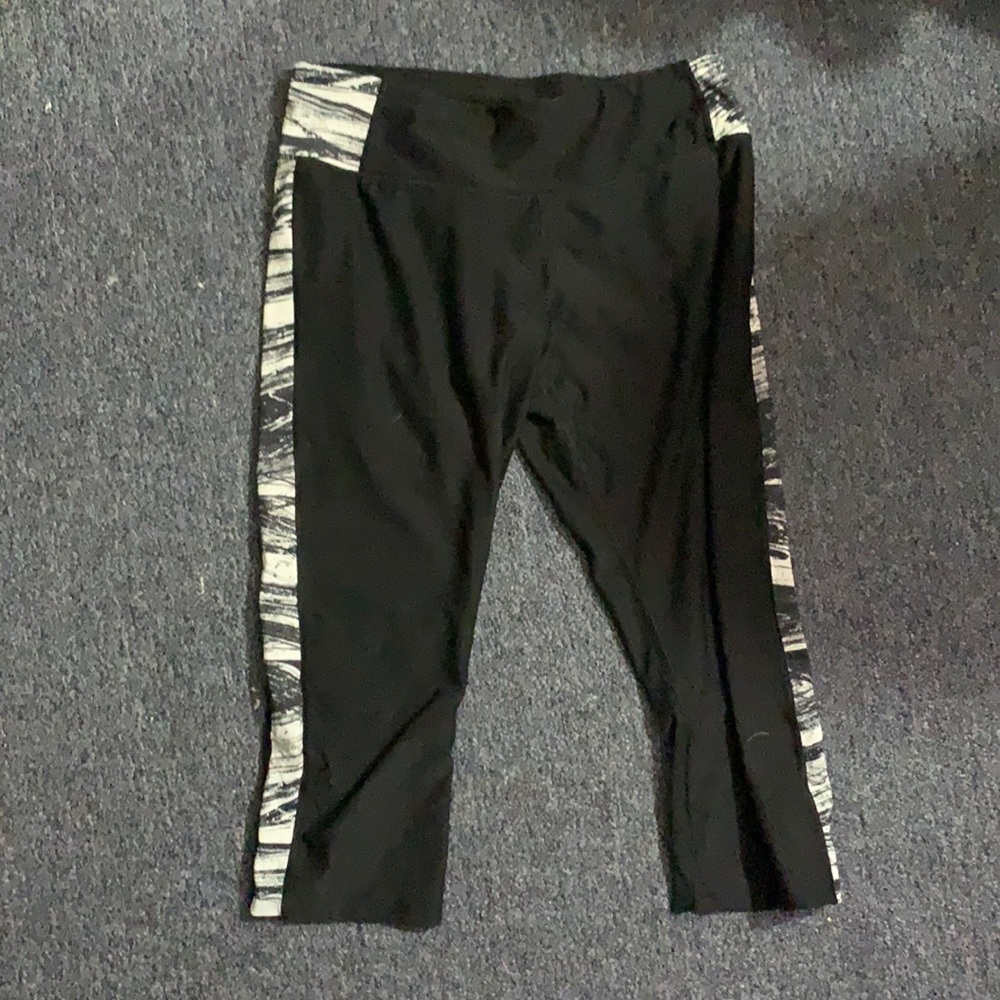 Black and white athletic Capri leggings